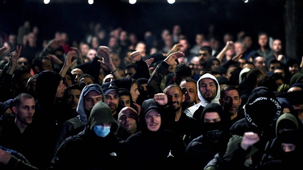 Montenegro set to restore visa-free travel for Turkish citizens