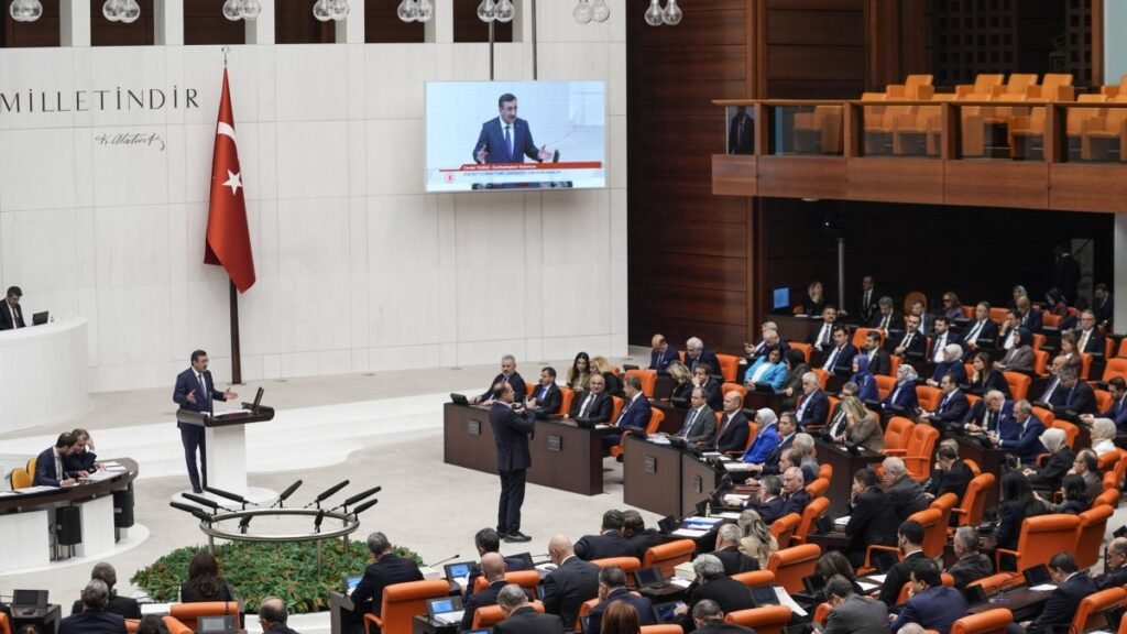 Turkish Parliament approves 2-year extension of troop mandate in Libya