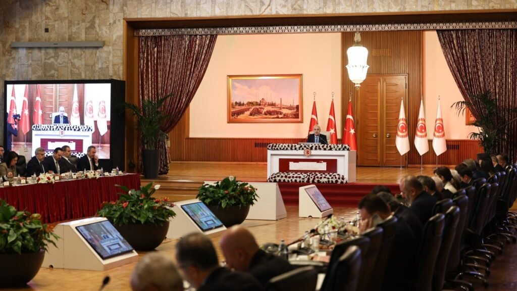 Turkish lawmakers unveil ‘cornerstone’ report on disarming PKK