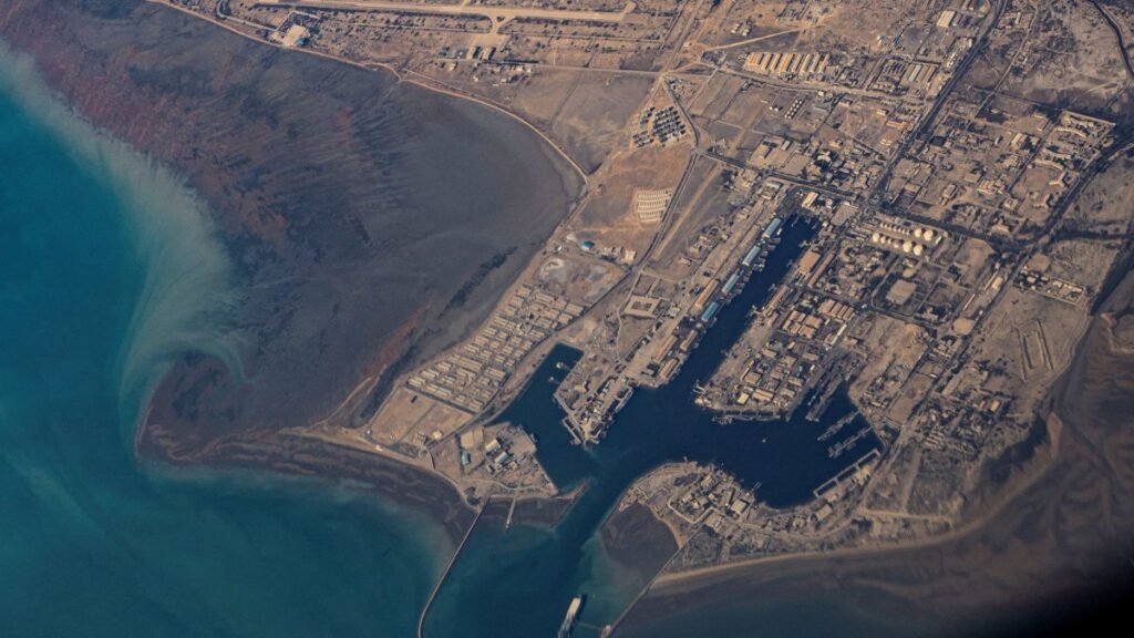 US ‘more realistic’ on nuclear issue, Iran says ahead of Geneva talks US ‘more realistic’ on nuclear issue, Iran says ahead of Geneva talks