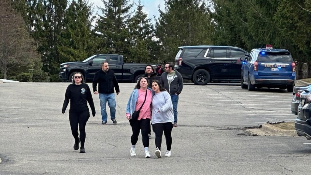 Attacker killed after ramming vehicle into synagogue in US