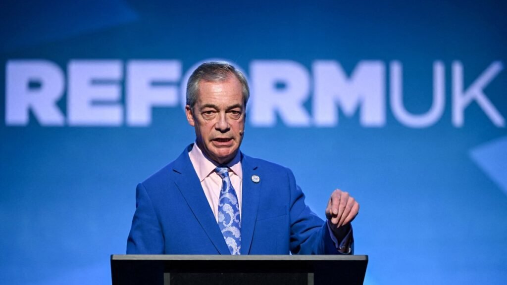 Farage vows to ban Muslim prayers at historic UK sites if elected