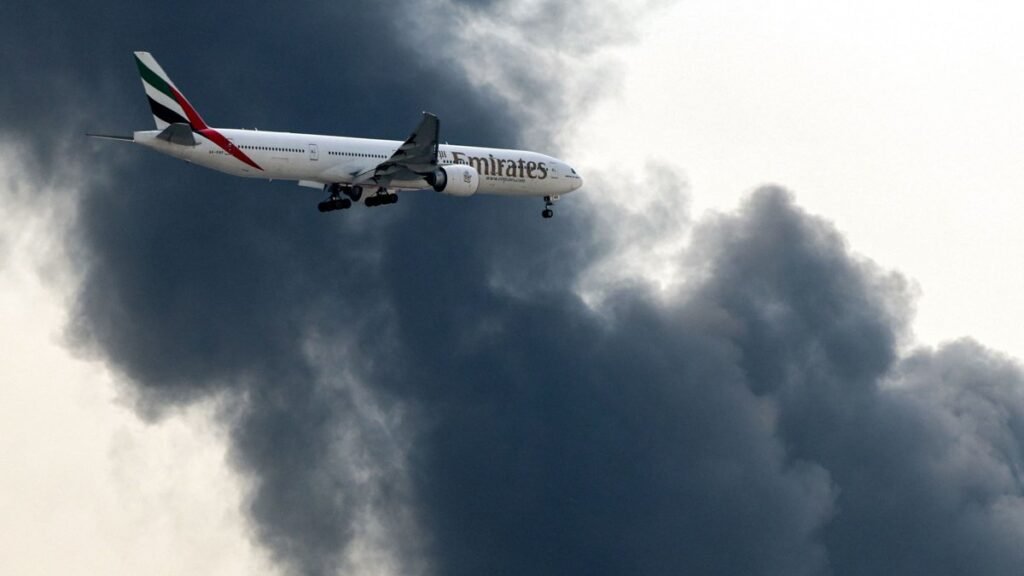 Iranian drones disrupt Dubai flights, missile kills 1 in Abu Dhabi Iranian drones disrupt Dubai flights, missile kills 1 in Abu Dhabi