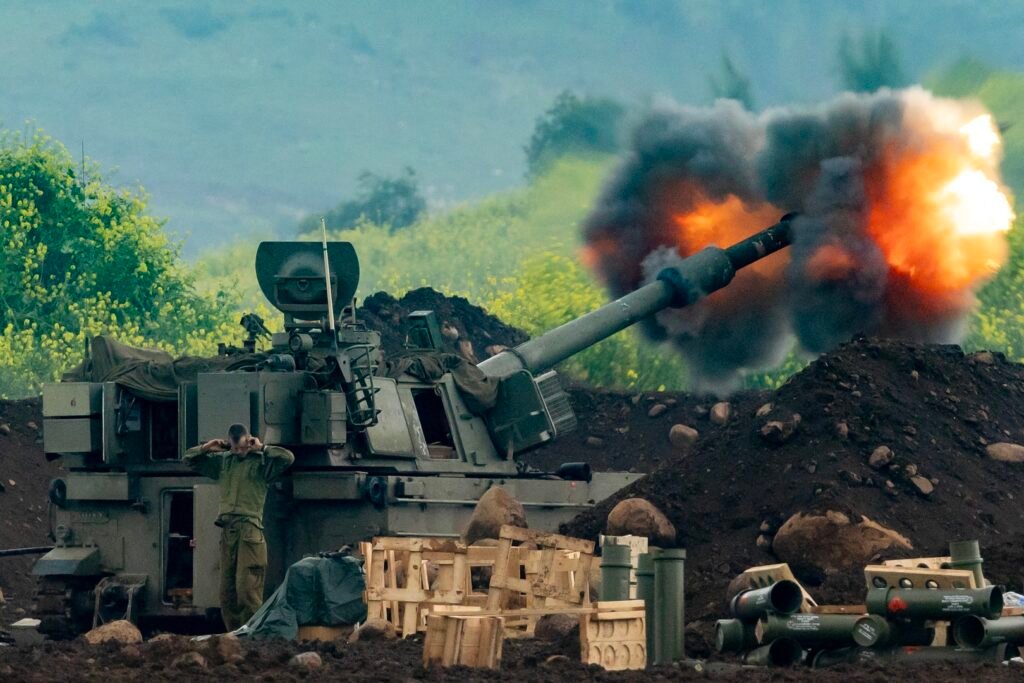 Israeli forces in southern Lebanon as ground operation announced | Military Israeli forces in southern Lebanon as ground operation announced | Military