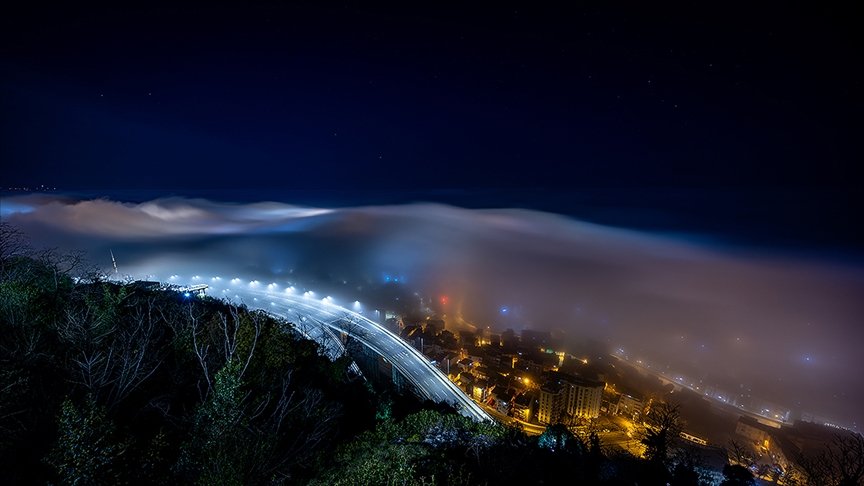 Trabzon'da sis etkili oldu Trabzon'da sis etkili oldu