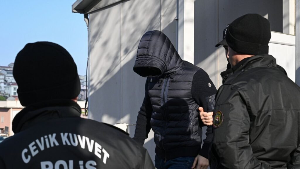 Istanbul prosecutors detain Burak Deniz, 10 figures in drug probe