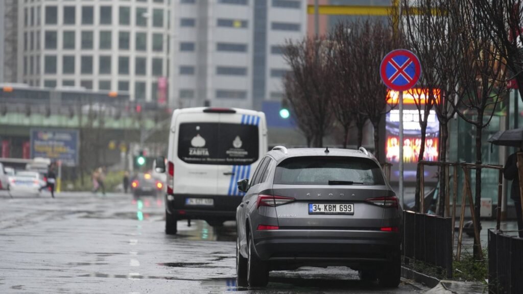Istanbul struggles as only 1 in 6 cars find parking spot