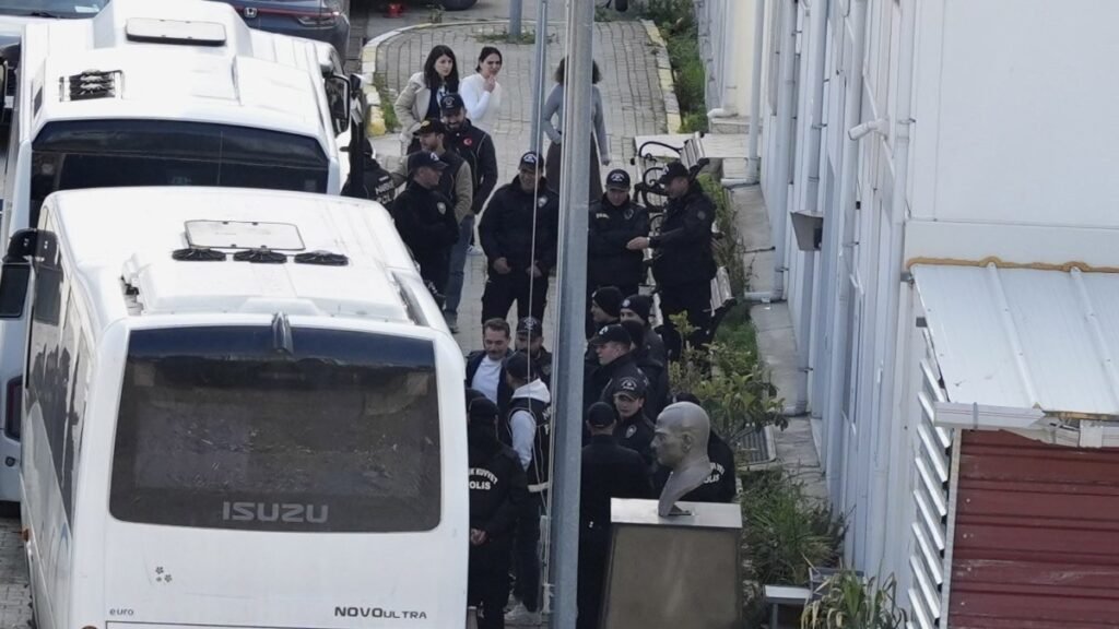 Mustafa Ceceli among 9 held in Istanbul drug crackdown Mustafa Ceceli among 9 held in Istanbul drug crackdown