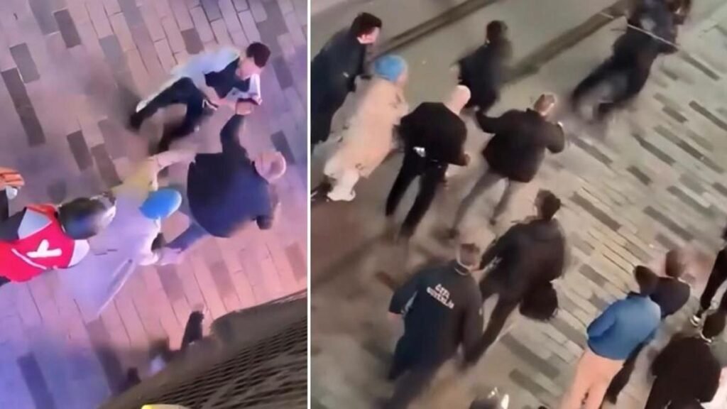 O anlar kamerada: Taksim’de tekme tokat kavga! – O anlar kamerada: Taksim'de tekme tokat kavga! -