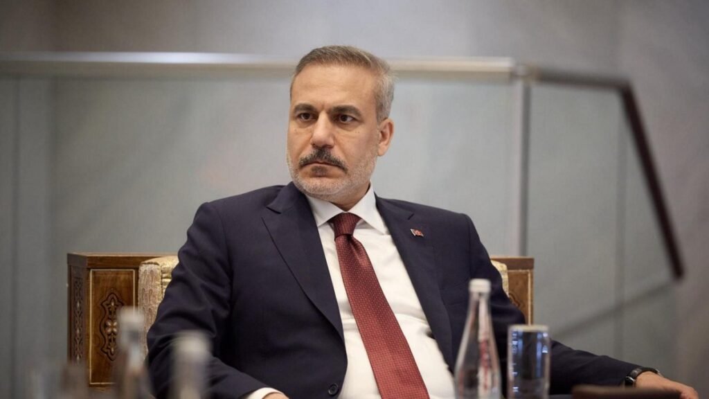 Turkish FM discusses cease-fire with Iranian, Qatari counterparts