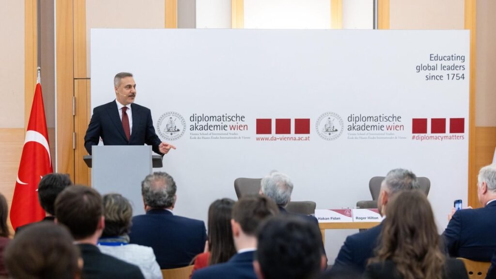 Turkish FM views NATO summit as historic step to affirm alliance