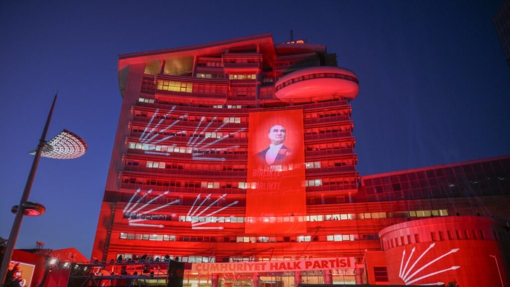 Turkish main opposition CHP mayors under fire for funding girlfriends