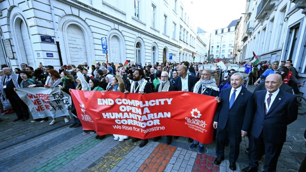 Turkish union leader set to join international aid mission to Gaza