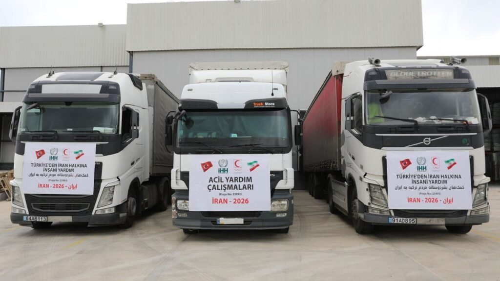 IHH delivers more medical, food aid to civilians in Iran