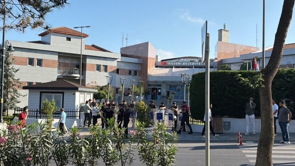 Prosecutors launch sweeping probe into Istanbul’ Silivri municipality Prosecutors launch sweeping probe into Istanbul’ Silivri municipality